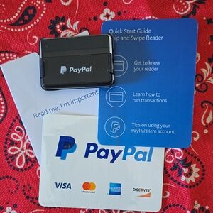 Compact Black Chip & Swipe Card Reader - Mobile Payment Device